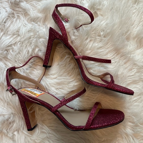 Mix No. 6 Fuchsia Aliciana Glitter Pump size 8 - Picture 2 of 7